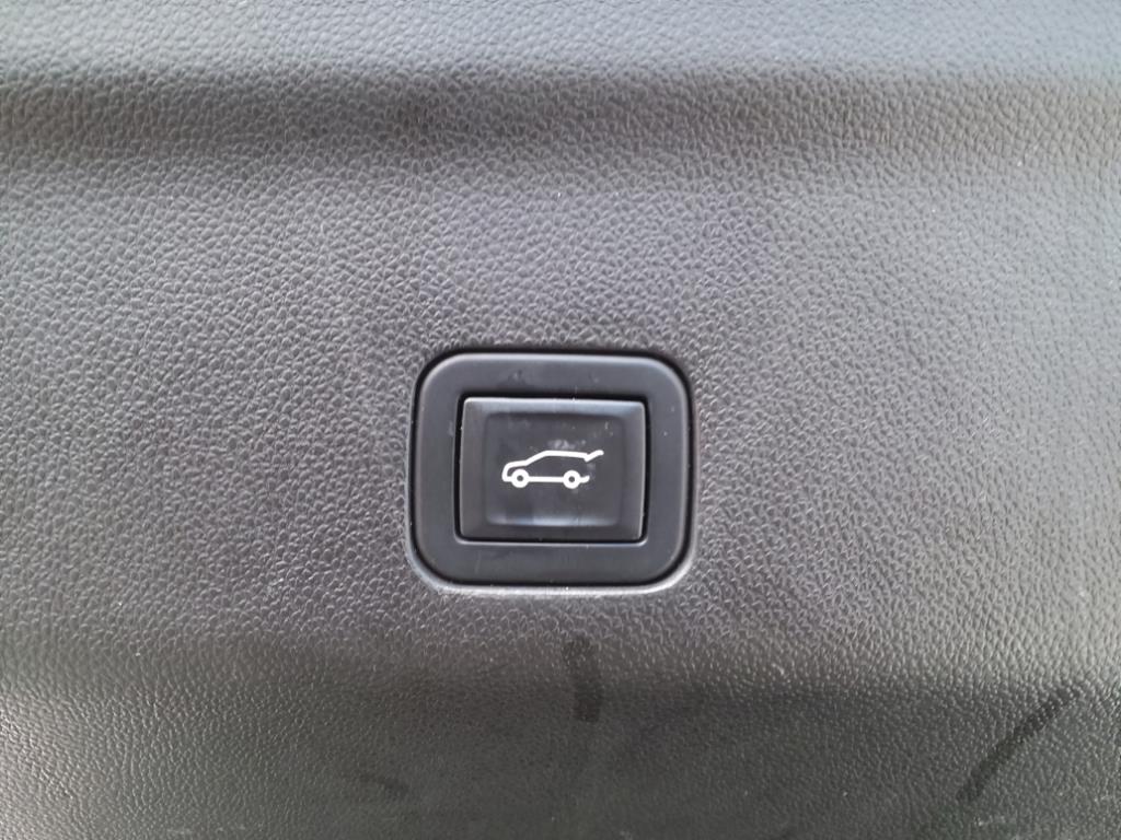 Vehicle image 20 of 53