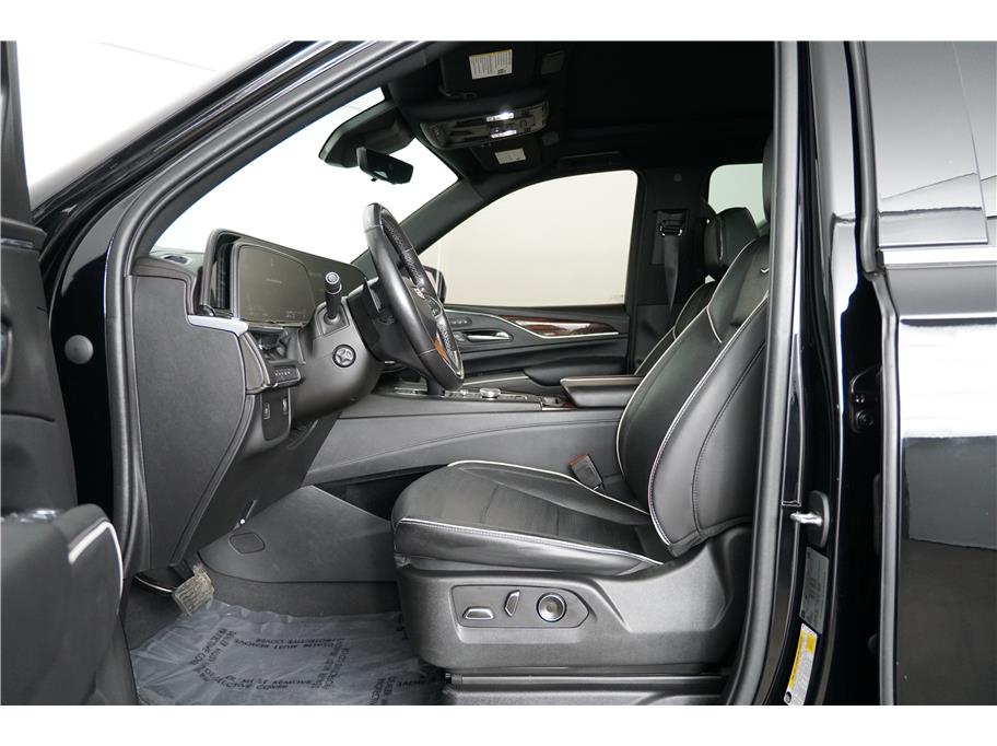 Vehicle image 15 of 29