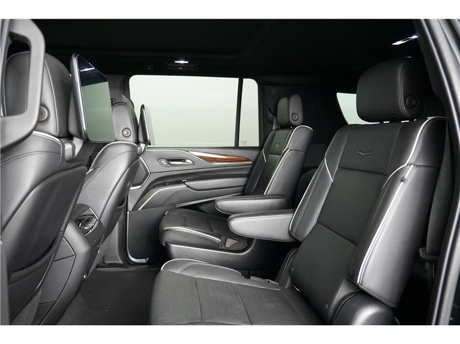 Vehicle image 18 of 29