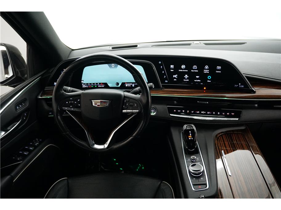 Vehicle image 25 of 29