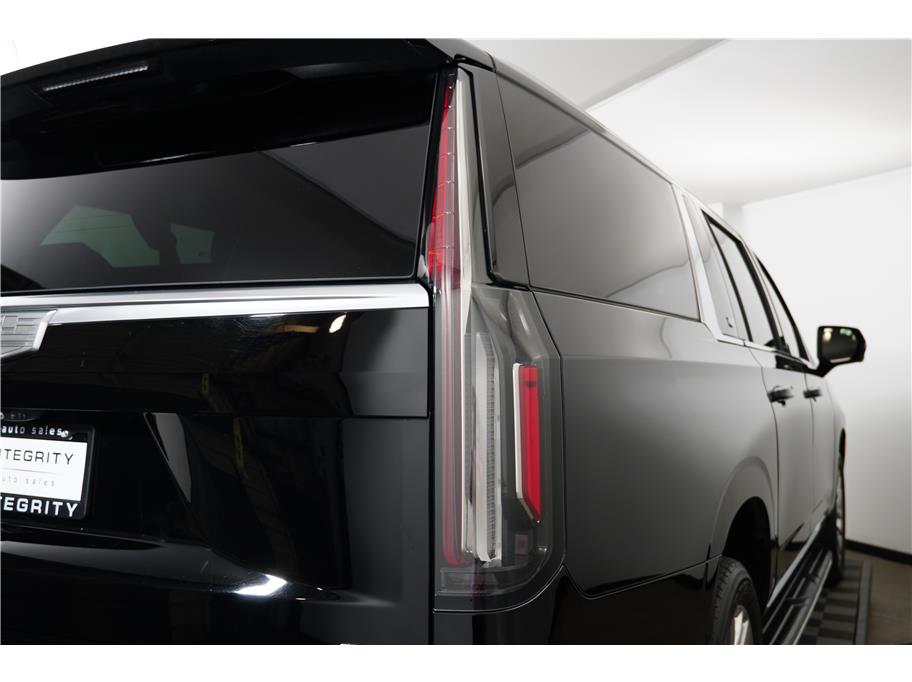 Vehicle image 7 of 29