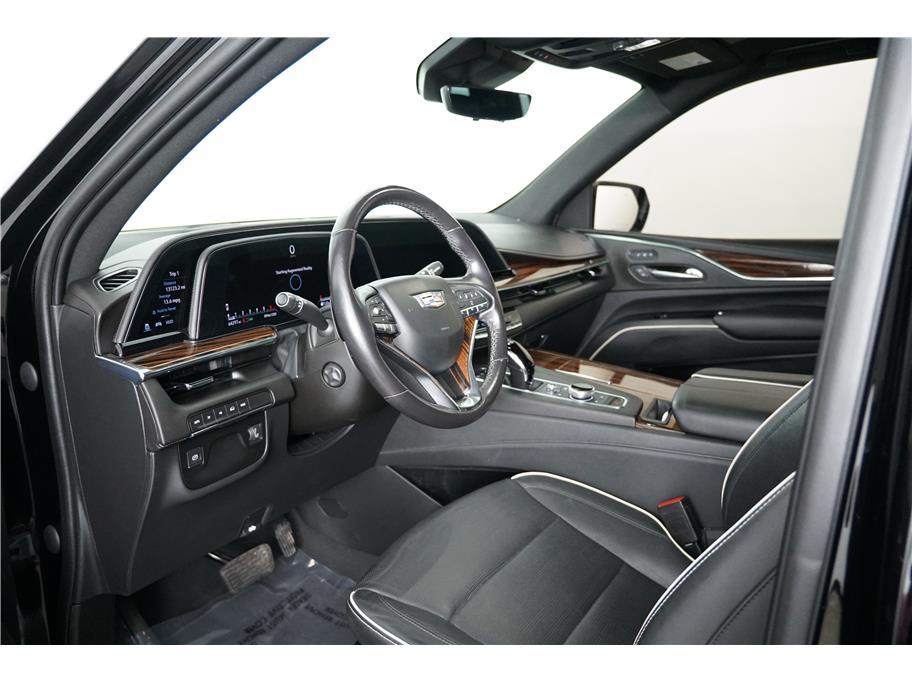 Vehicle image 14 of 29