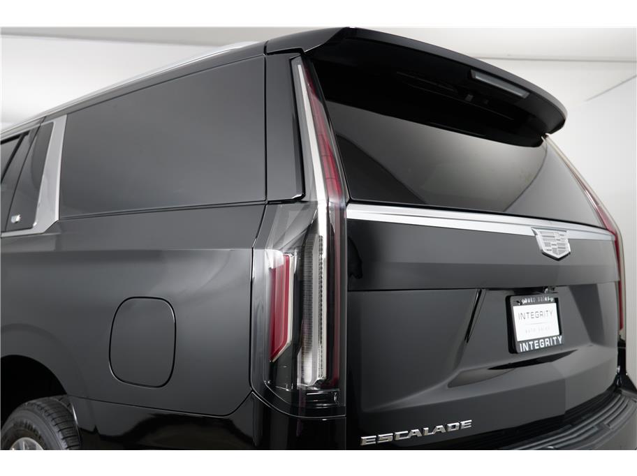 Vehicle image 12 of 29