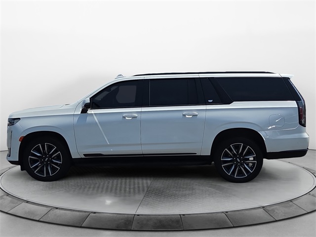 Vehicle image 8 of 39