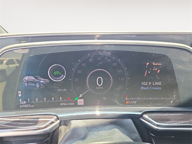 Vehicle image 24 of 39