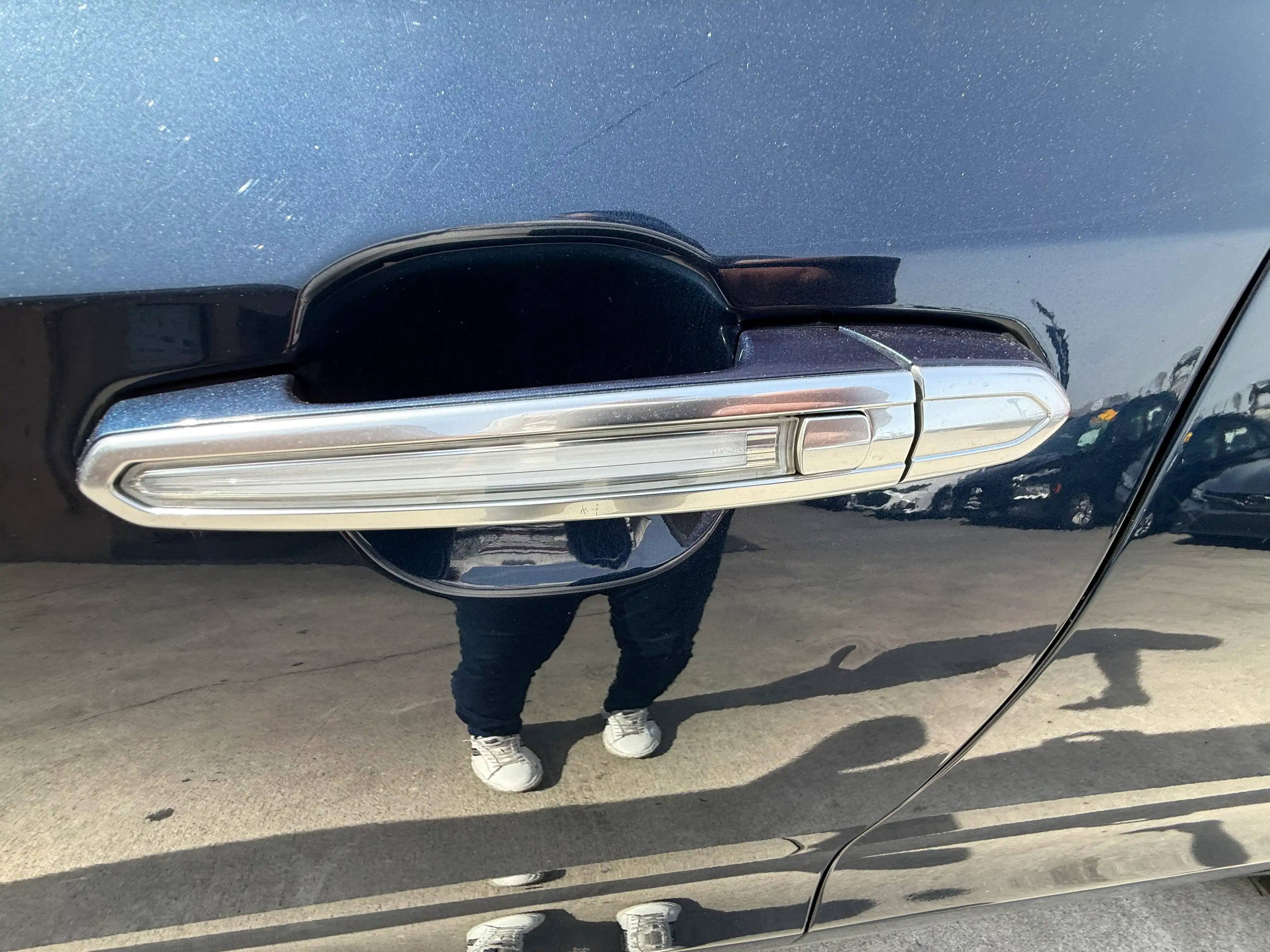 Vehicle image 146 of 163