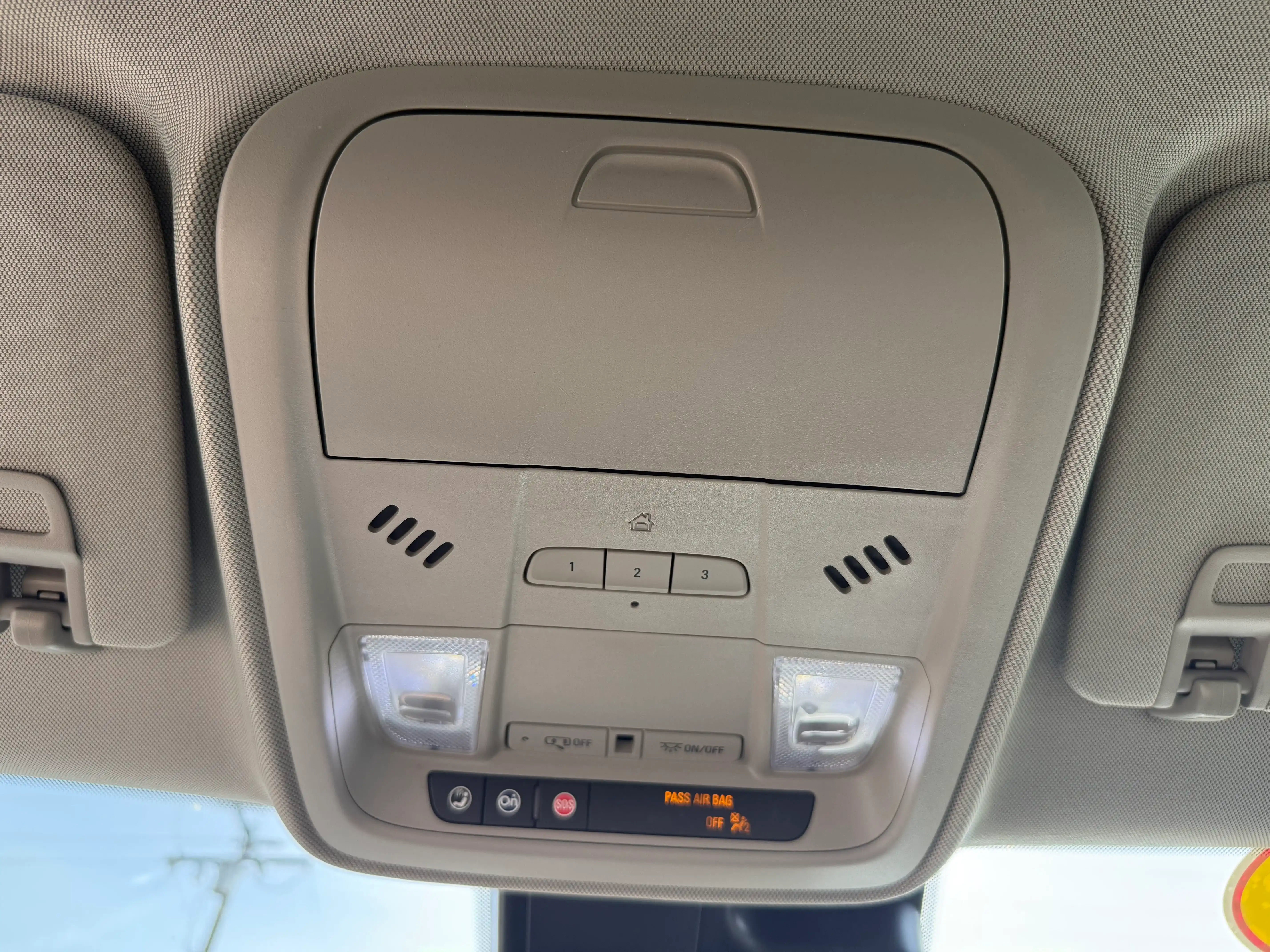 Vehicle image 147 of 163