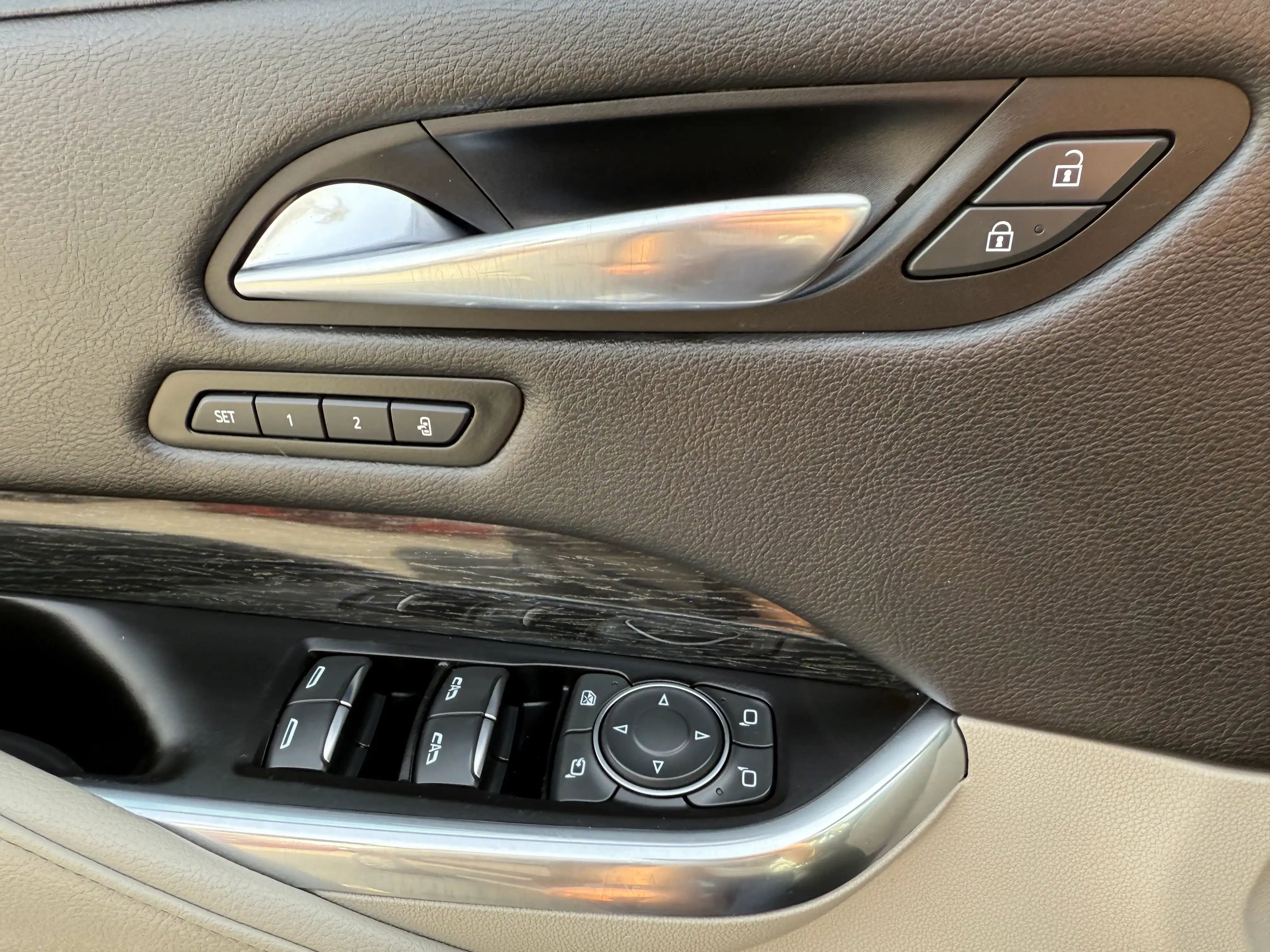 Vehicle image 104 of 163