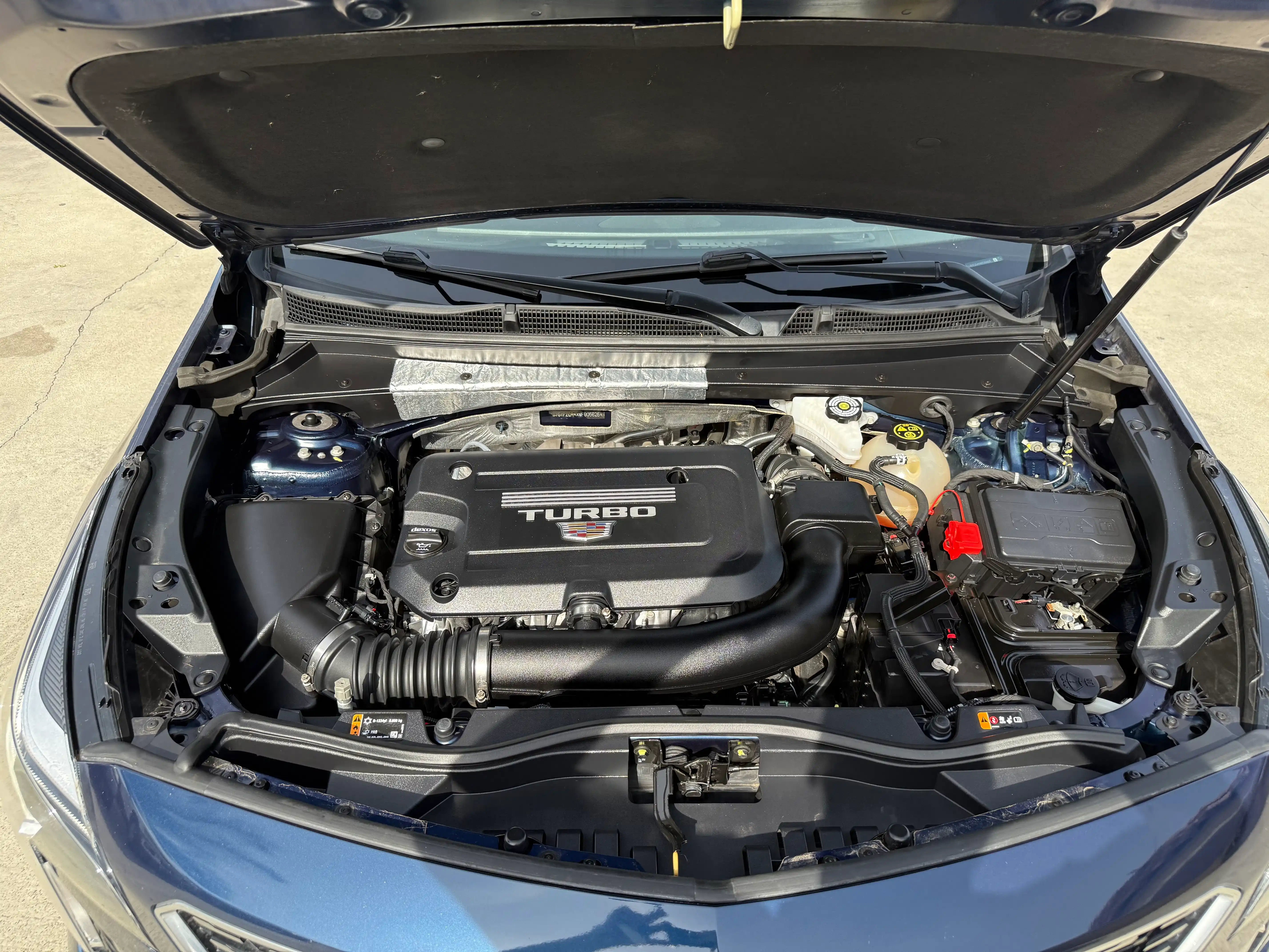 Vehicle image 32 of 163