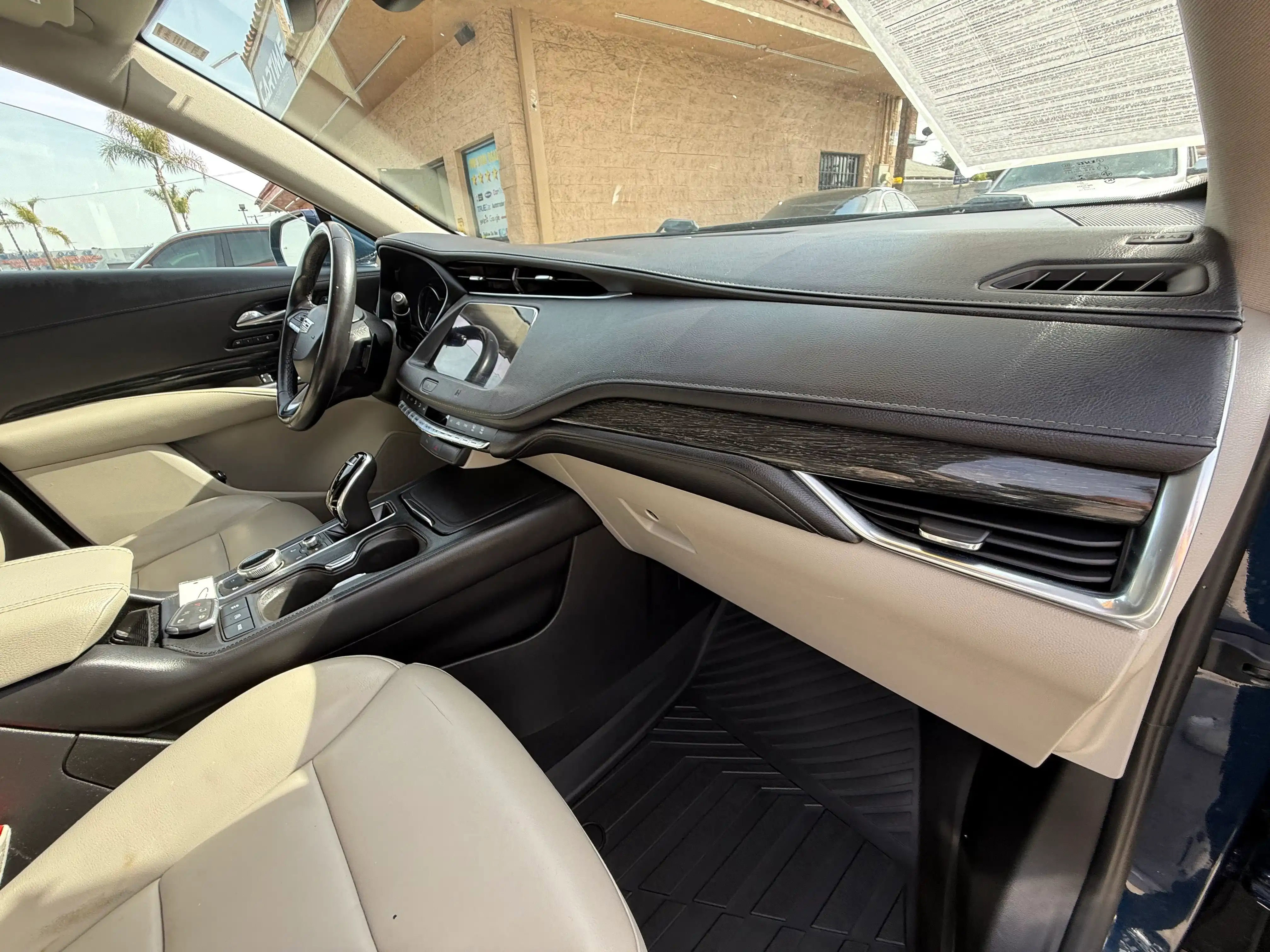 Vehicle image 69 of 163