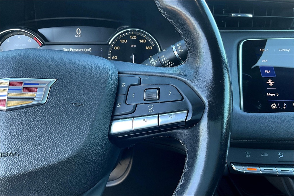 Vehicle image 12 of 31