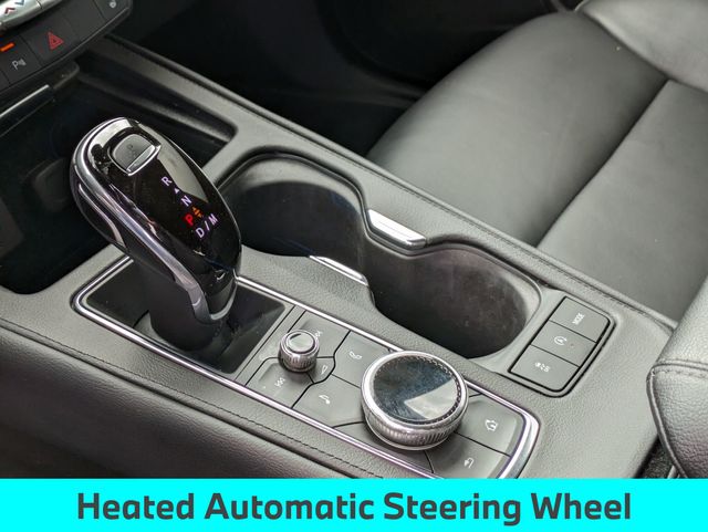 Vehicle image 24 of 32