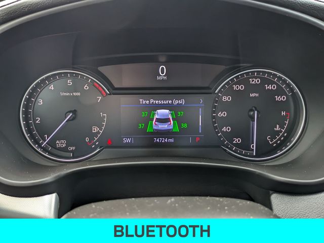 Vehicle image 21 of 32