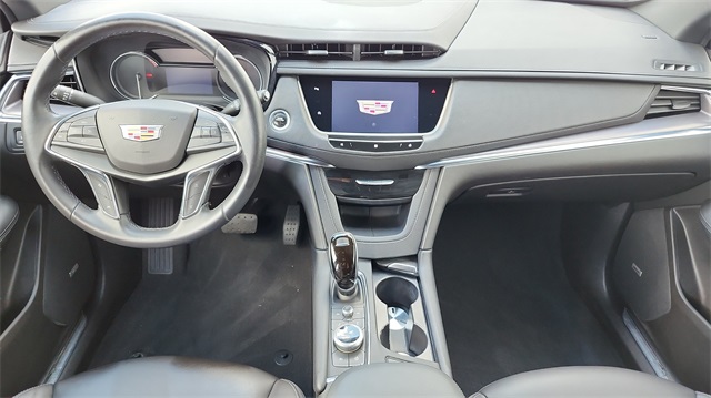 Vehicle image 15 of 42