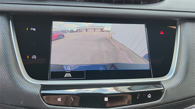 Vehicle image 19 of 42