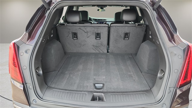 Vehicle image 9 of 42