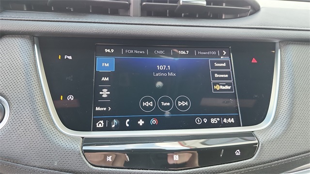 Vehicle image 20 of 42
