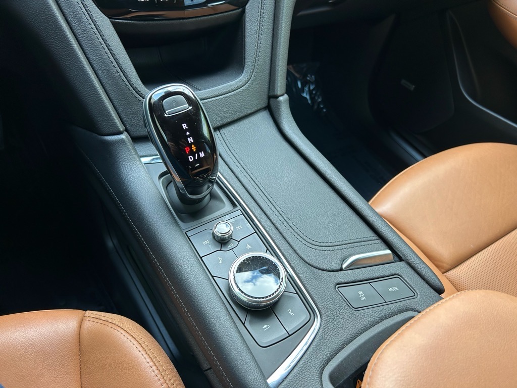 Vehicle image 30 of 62