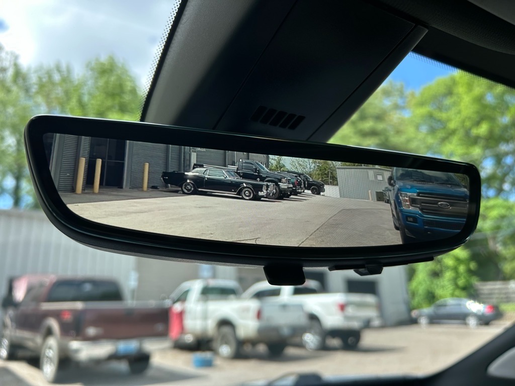 Vehicle image 39 of 62