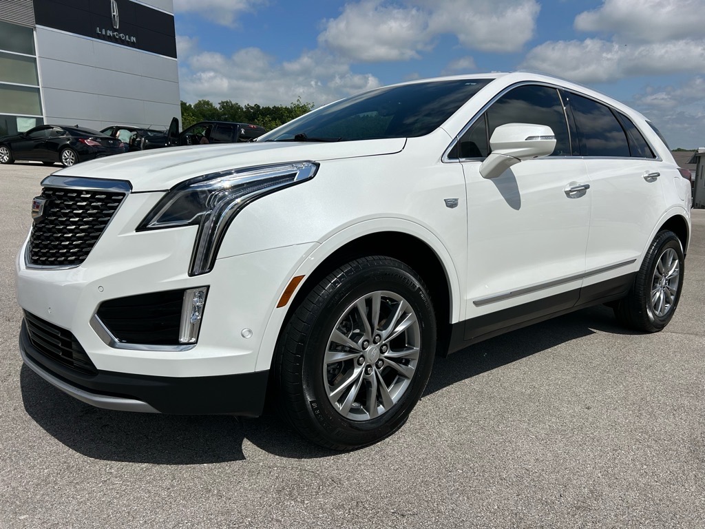 Vehicle image 2 of 62