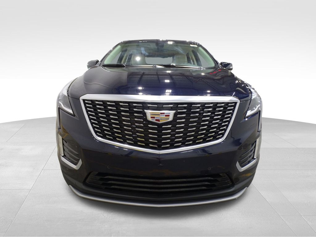 Vehicle image 2 of 38