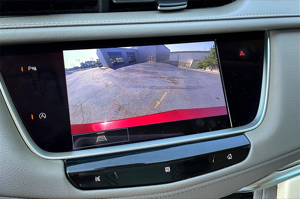 Vehicle image 18 of 30