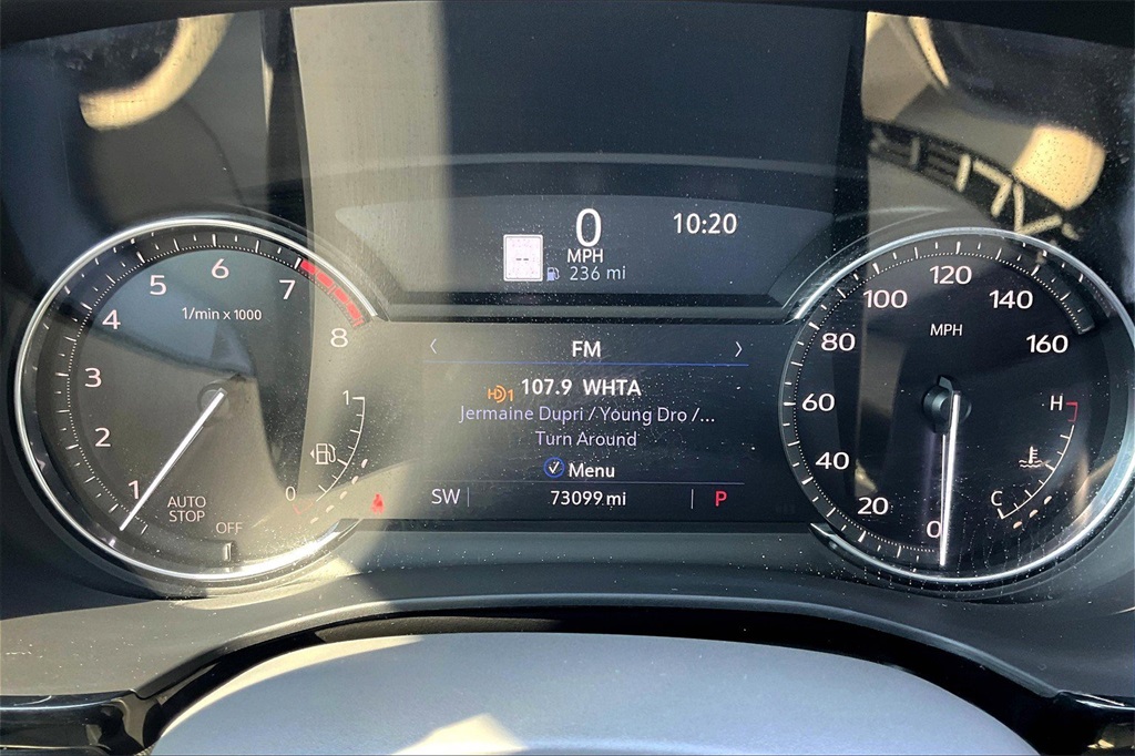 Vehicle image 17 of 30