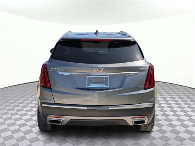 Vehicle image 7 of 32