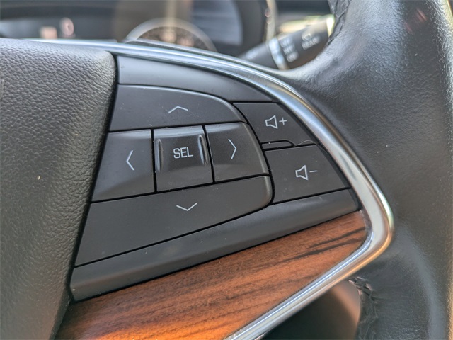 Vehicle image 27 of 32