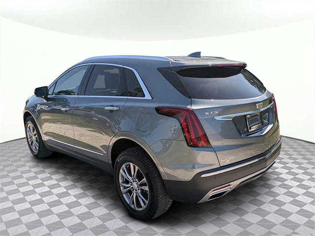 Vehicle image 8 of 32