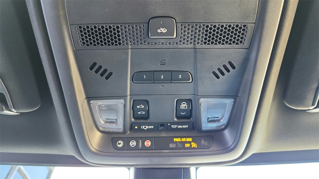 Vehicle image 43 of 44