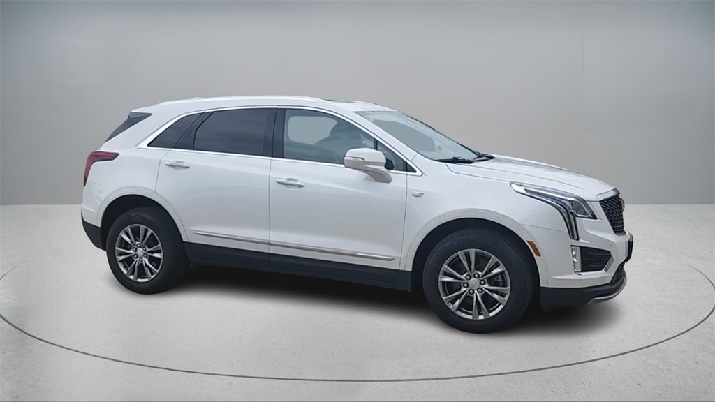 Vehicle image 2 of 44