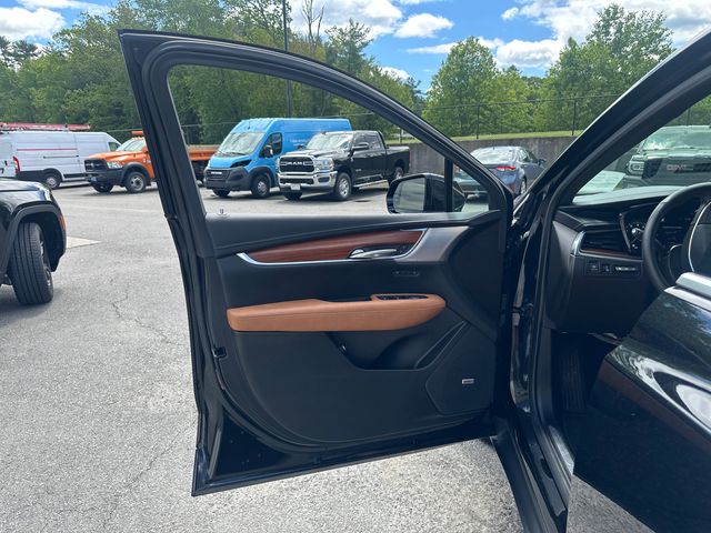 Vehicle image 19 of 31