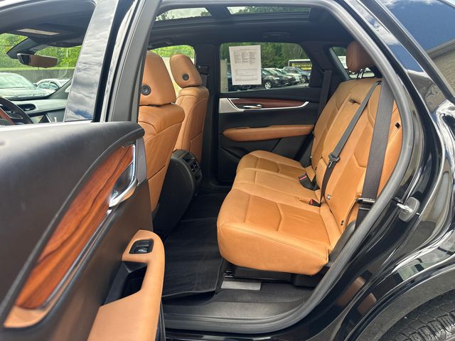 Vehicle image 14 of 31