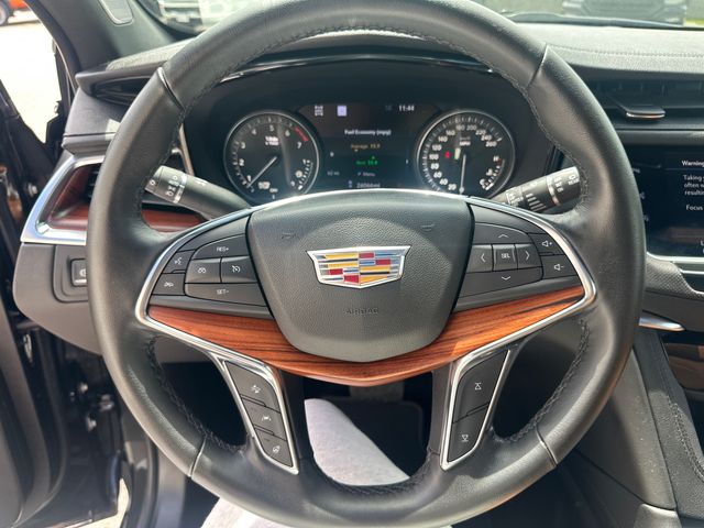 Vehicle image 22 of 31