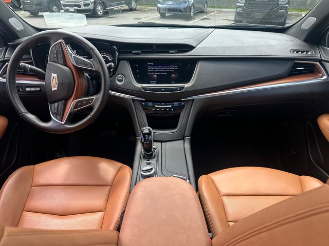 Vehicle image 16 of 31