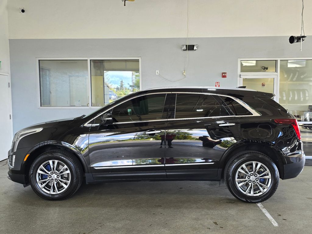 Vehicle image 6 of 33