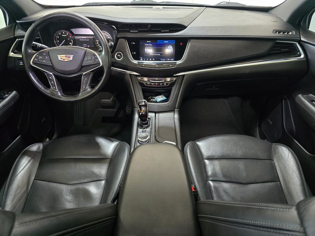 Vehicle image 9 of 33