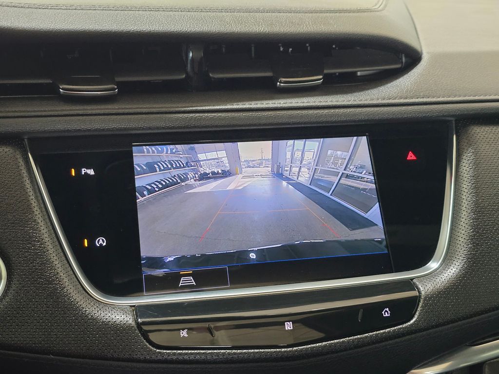 Vehicle image 12 of 33