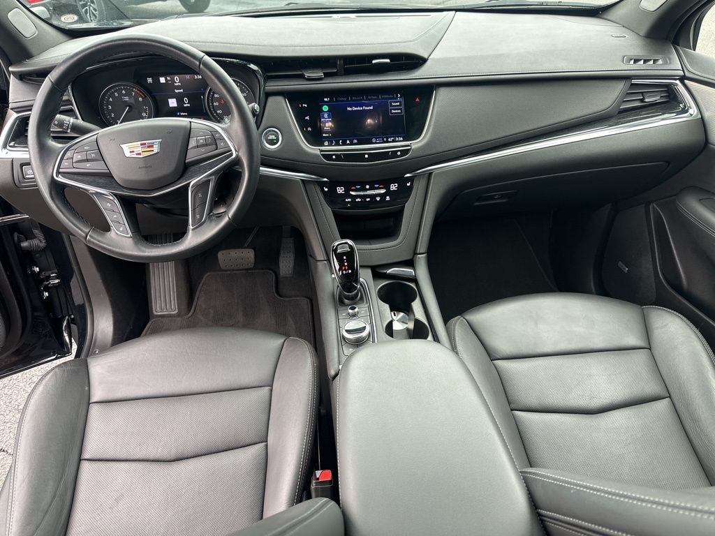 Vehicle image 26 of 34