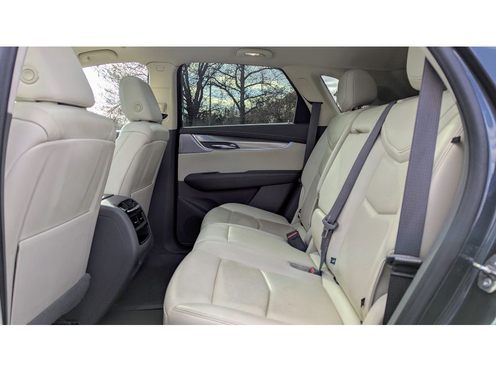 Vehicle image 18 of 31