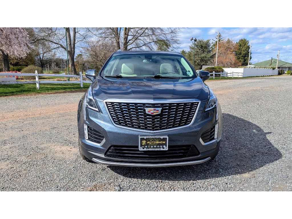 Vehicle image 2 of 31