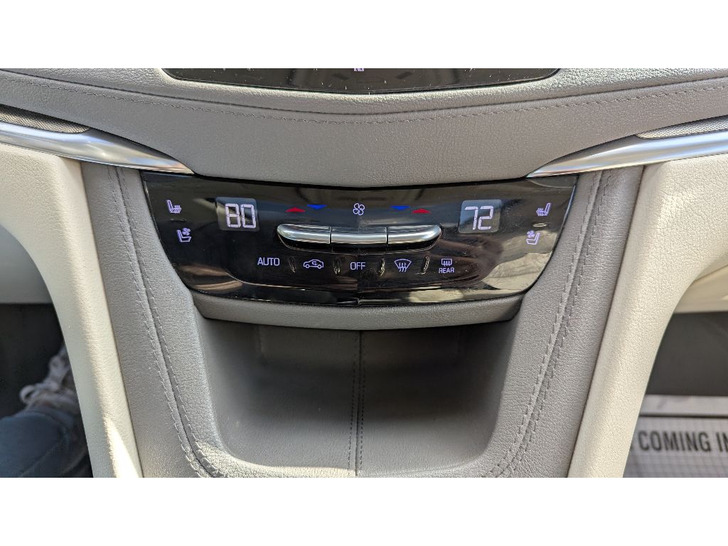 Vehicle image 29 of 31