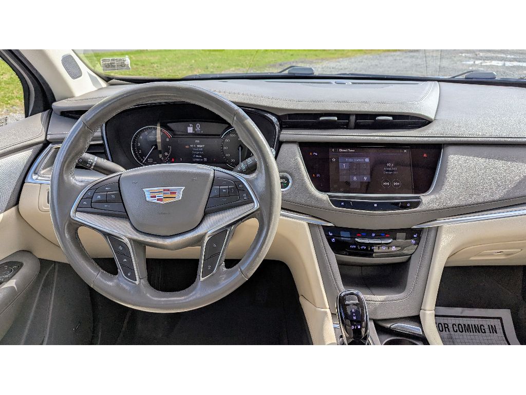 Vehicle image 28 of 31