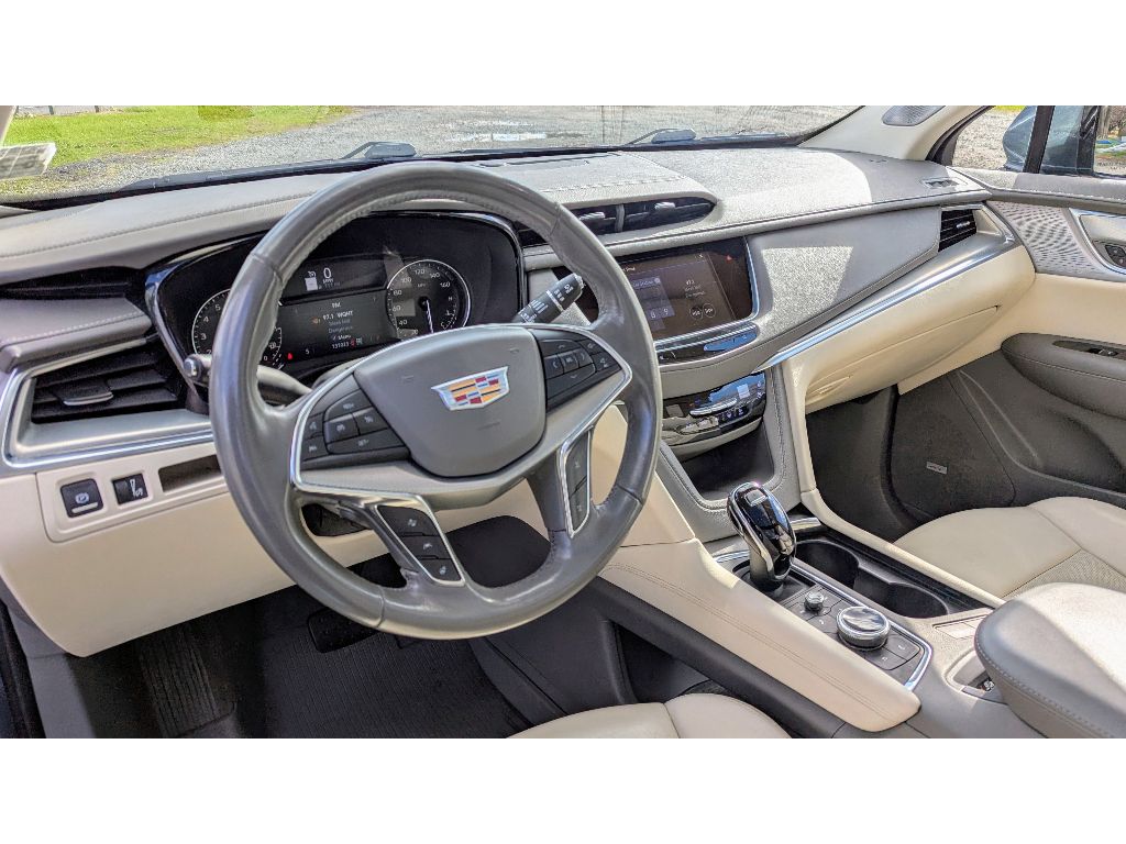 Vehicle image 19 of 31