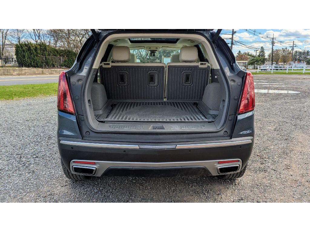 Vehicle image 13 of 31