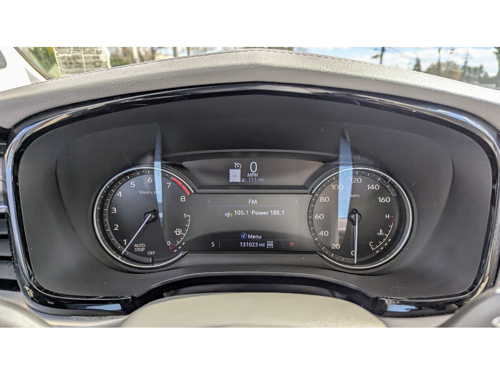 Vehicle image 21 of 31