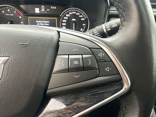 Vehicle image 25 of 32