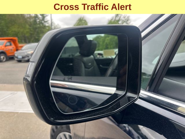 Vehicle image 11 of 32