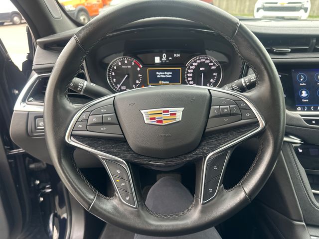 Vehicle image 22 of 32